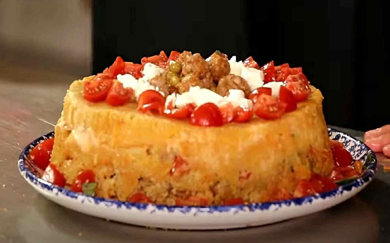 Timballo di pasta e polpettine